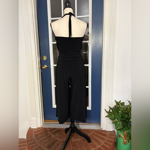 White House Black Market Black cropped Jumpsuit SIZE medium - Picture 2 of 7